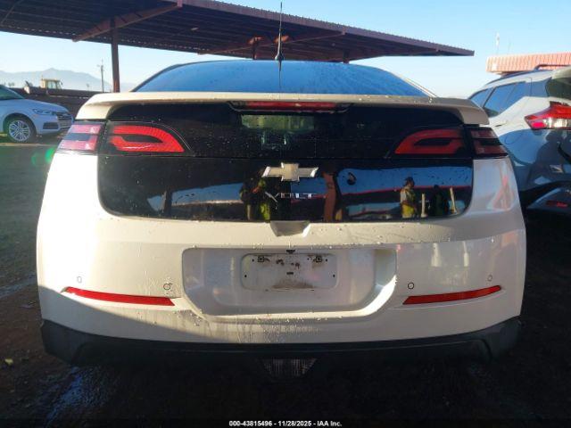 Chevrolet Volt Image 16