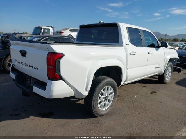 Toyota Tacoma Sr5 Image 2