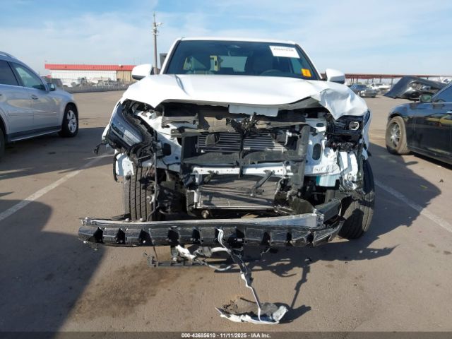 Toyota Tacoma Sr5 Image 9