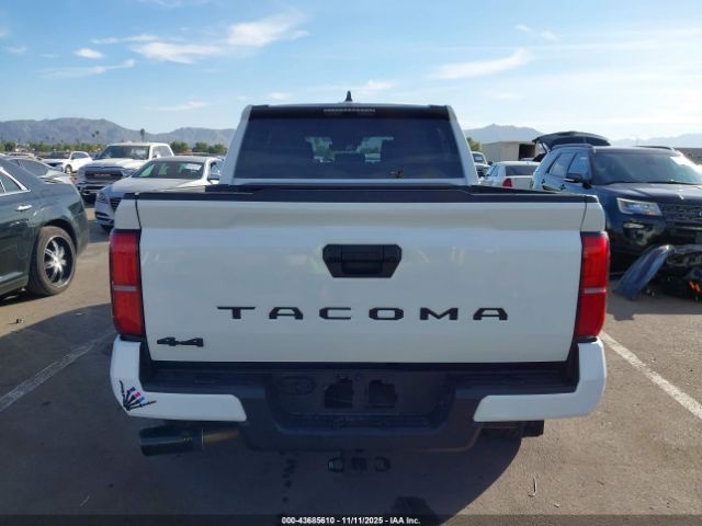 Toyota Tacoma Sr5 Image 12