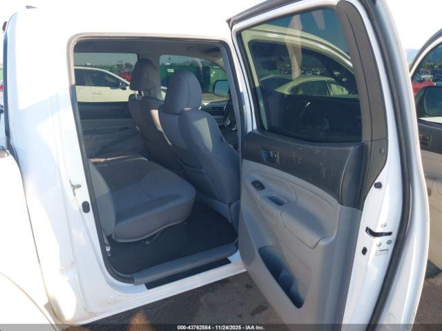 Toyota Tacoma Base V6 Image 7