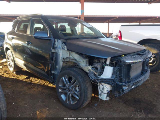  Salvage Kia Seltos