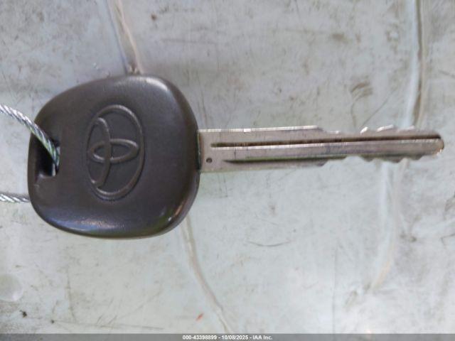 Toyota Tacoma Prerunner V6 Image 5