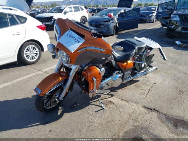 Harley-Davidson Flhtcu Ultra Classic Electra Gld Image 14