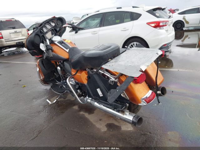 Harley-Davidson Flhtcu Ultra Classic Electra Gld Image 13