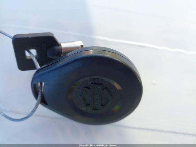 Harley-Davidson Flhtcu Ultra Classic Electra Gld Image 9