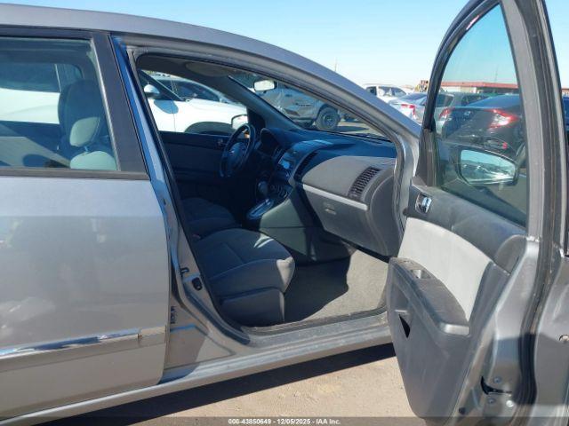 Nissan Sentra 2.0s Image 15