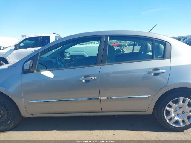 Nissan Sentra 2.0s Image 2