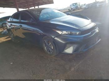  Salvage Kia Forte