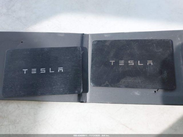 Tesla Model Y Long Range Dual Motor All-wheel Drive Image 12