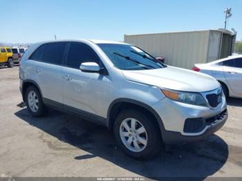  Salvage Kia Sorento