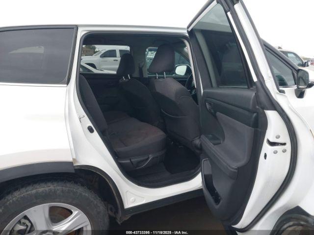 Toyota Highlander L Image 17