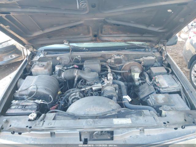 Chevrolet Gmt C2500 Image 8