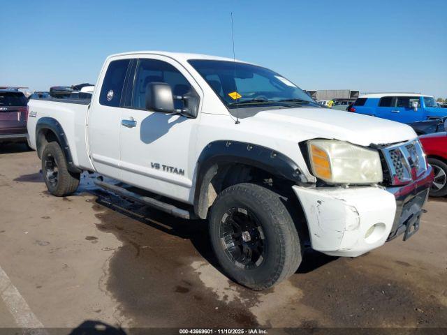  Salvage Nissan Titan
