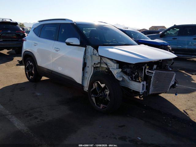  Salvage Kia Seltos