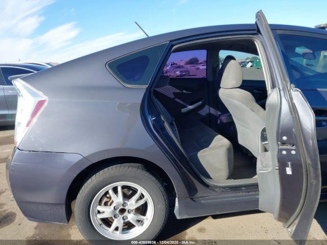 Toyota Prius Iii Image 16