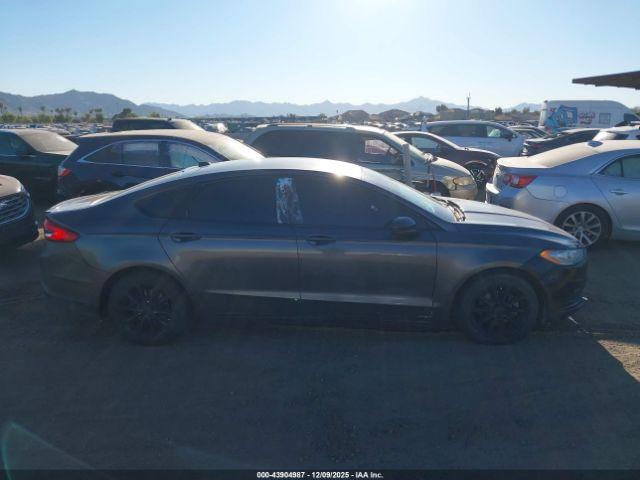 Ford Fusion Se Image 8