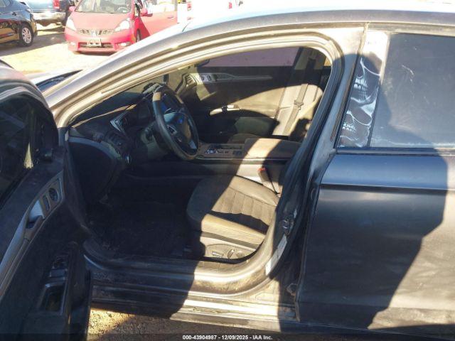 Ford Fusion Se Image 12