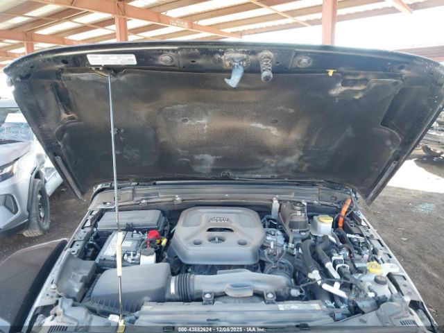 Jeep Wrangler Rubicon 4x4 Image 10