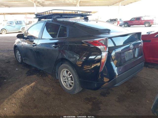 Toyota Prius Three Image 16