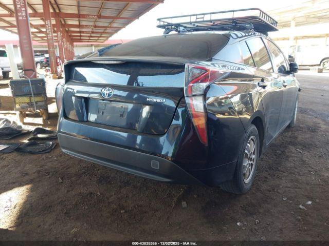 Toyota Prius Three Image 6