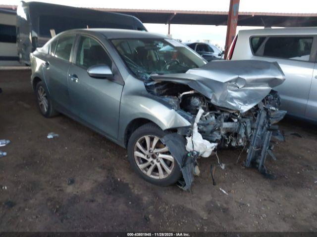  Salvage Mazda Mazda3