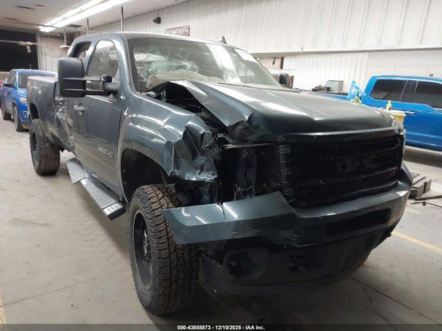  Salvage GMC Sierra 2500