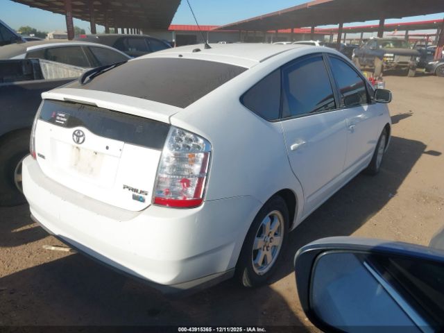 Toyota Prius Image 10