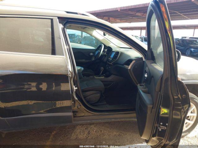 Jeep Cherokee Latitude Image 5