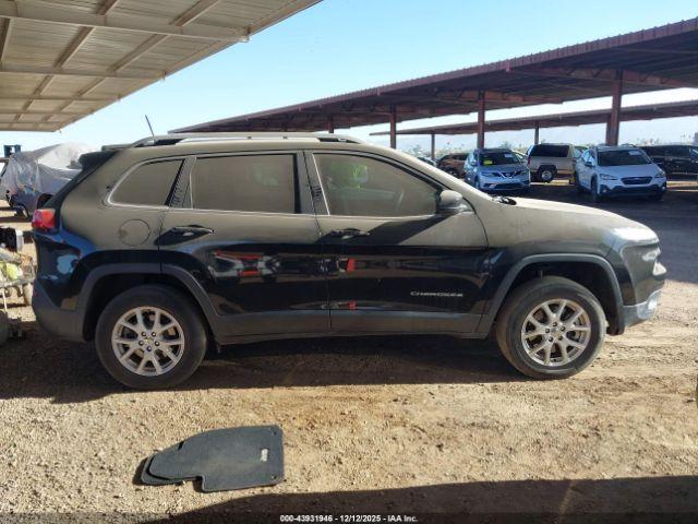 Jeep Cherokee Latitude Image 12