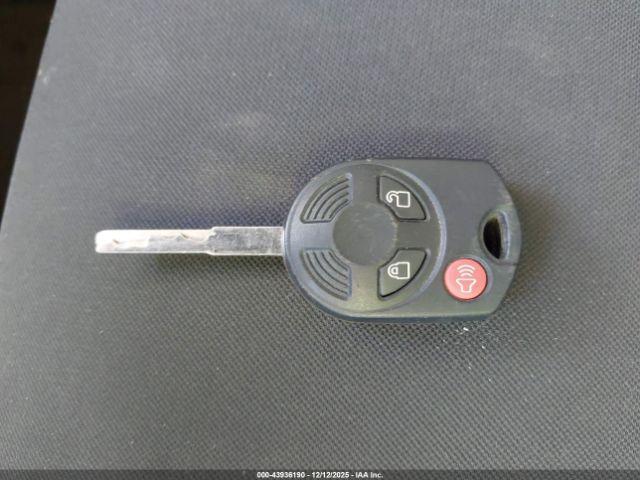 Ford Escape S Image 10