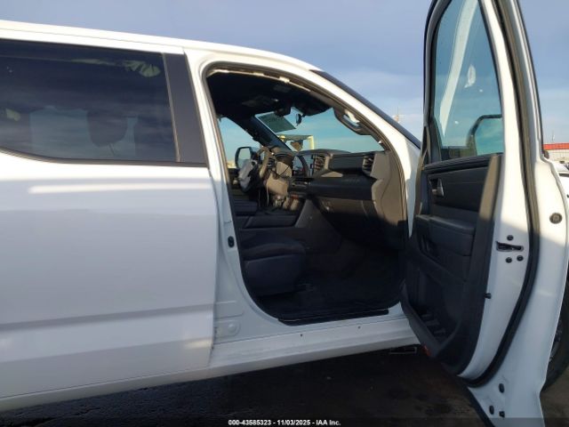 Toyota Tundra Sr5 Image 3