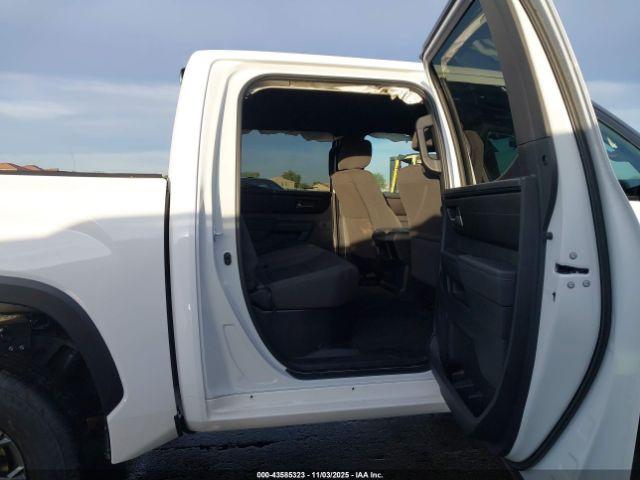 Toyota Tundra Sr5 Image 5