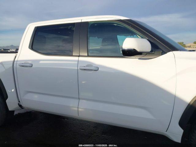 Toyota Tundra Sr5 Image 9