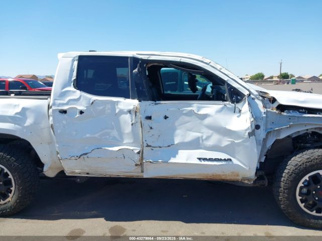 Toyota Tacoma Trd Off Road 4wd Image 2