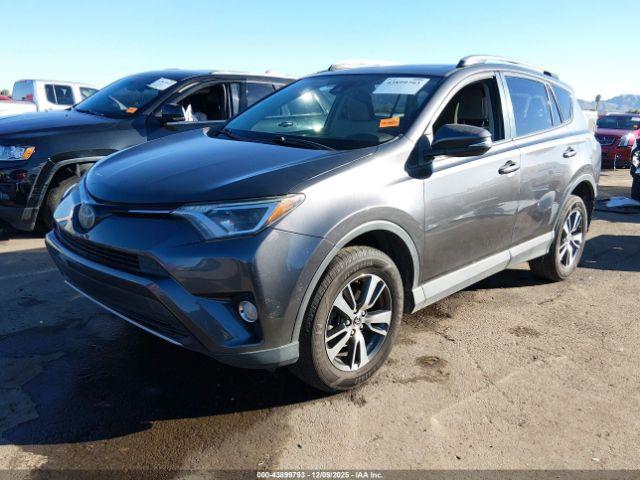Toyota RAV4 Xle Image 2