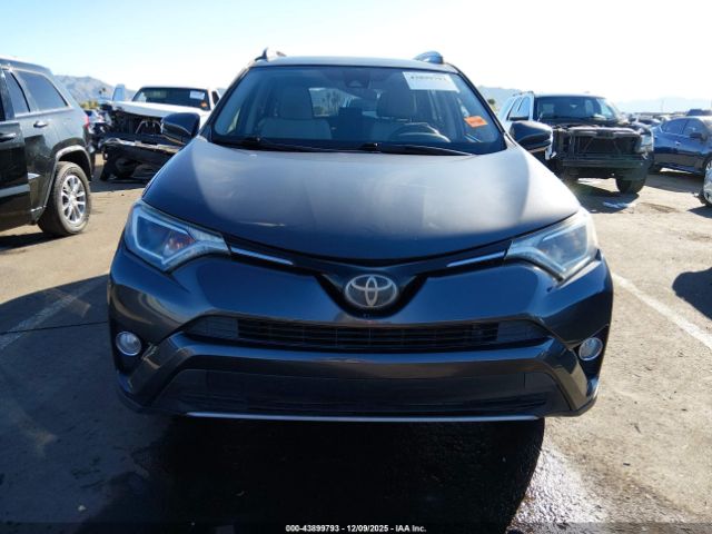 Toyota RAV4 Xle Image 9
