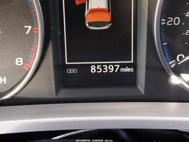 Toyota RAV4 Xle Image 16