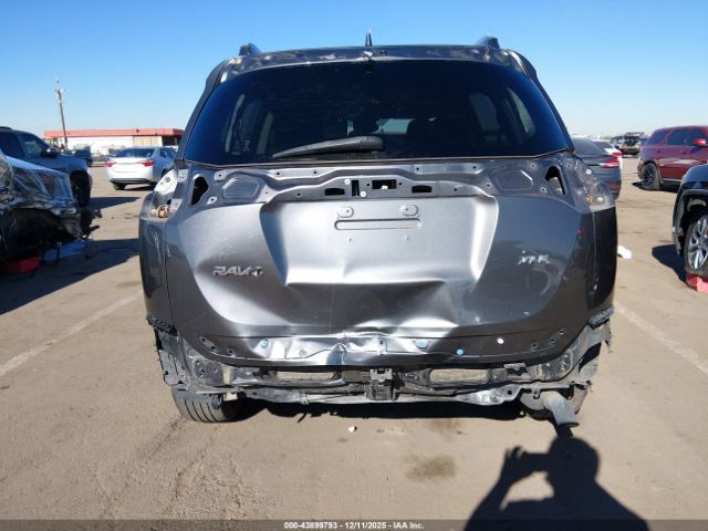 Toyota RAV4 Xle Image 7