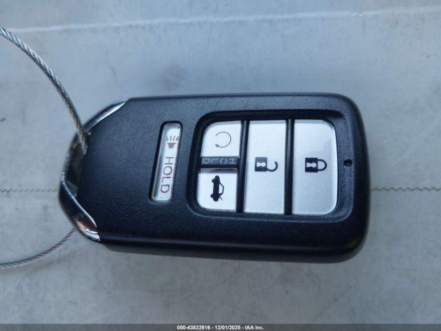 Honda Civic Touring Image 9