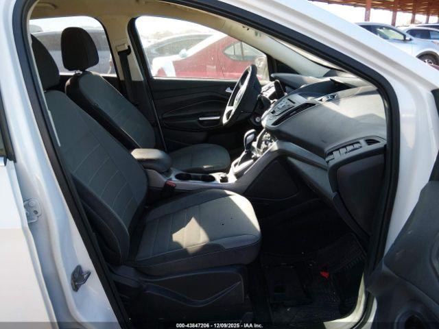 Ford Escape Se Image 6