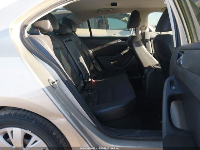 Volkswagen Jetta 1.8t Se Image 5