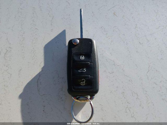 Volkswagen Jetta 1.8t Se Image 11