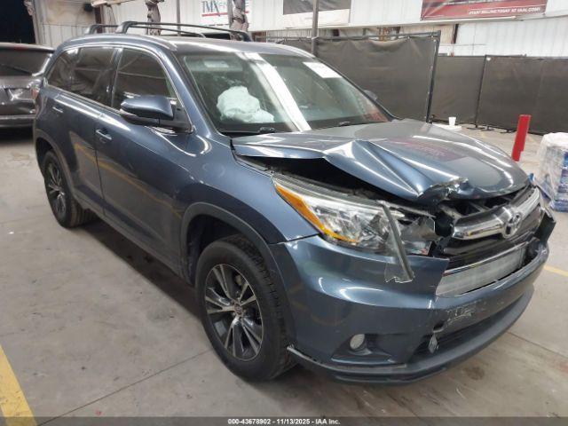  Salvage Toyota Highlander