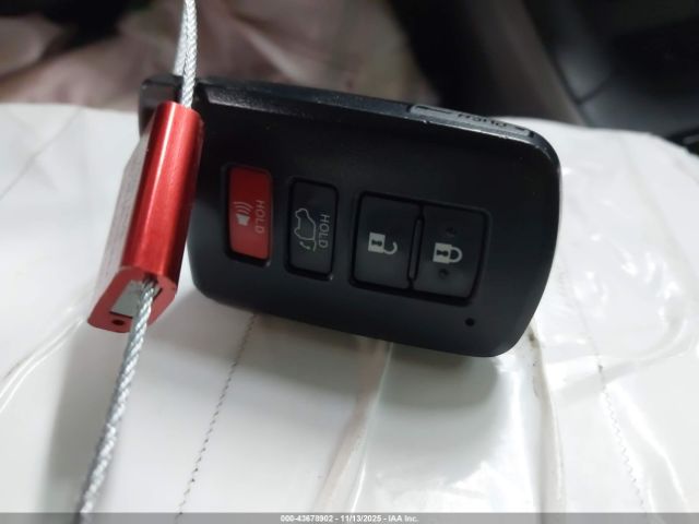 Toyota Highlander Xle V6 Image 12