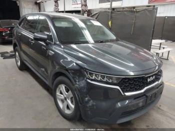  Salvage Kia Sorento