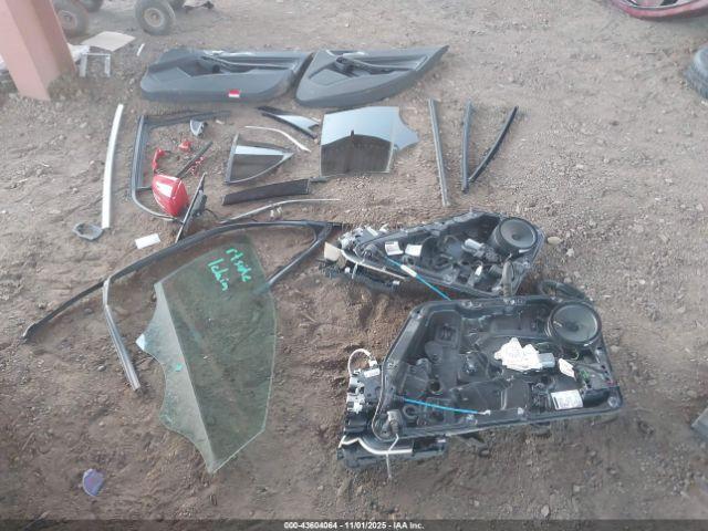 Mercedes-Benz GLA 4matic Image 13