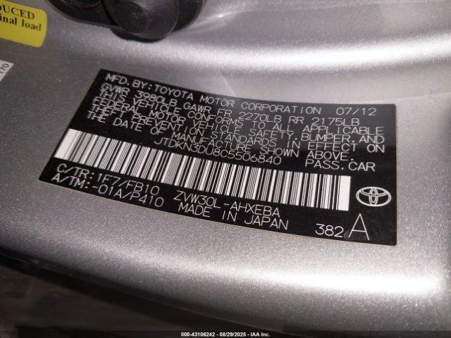 Toyota Prius Two Image 16