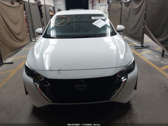 Nissan Sentra S Image 10