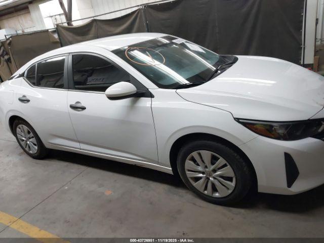 Nissan Sentra S Image 6